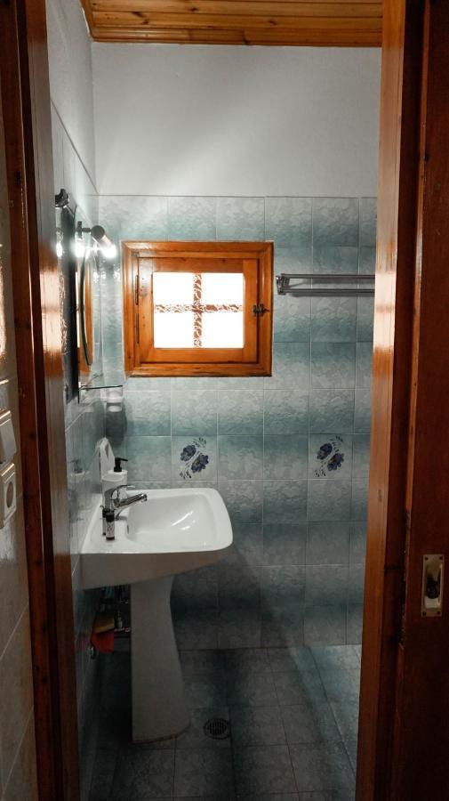 Soula Rooms Kini Exterior photo